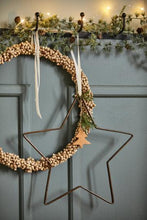Indlæs billede til gallerivisning Metal stjerne - 30 cm