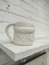 Indlæs billede til gallerivisning Vintage Julemandskrus - 8,5 cm høj