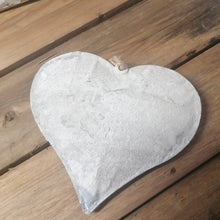 Indlæs billede til gallerivisning Metalhjerte - Lille