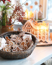 Indlæs billede til gallerivisning En dejlig duft AF JULETID - 8 udgave 2024 - Jean d' arc Living