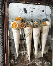 Indlæs billede til gallerivisning En dejlig duft AF JULETID - 8 udgave 2024 - Jean d' arc Living