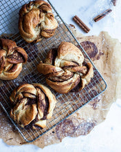 Indlæs billede til gallerivisning Gylden EFTERÅRSLYKKE - 7 udgave 2024 - Jean d' arc Living