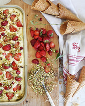 Indlæs billede til gallerivisning Blomstrende inspiration - 4 udgave 2025 - Jean de Arc Living.