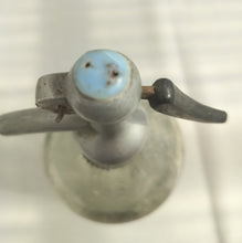 Indlæs billede til gallerivisning Gammel Sifon flaske - 1