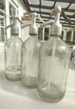Indlæs billede til gallerivisning Gammel Sifon flaske - 1