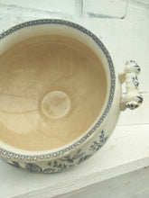 Indlæs billede til gallerivisning Gammel terrin m/blå mønster