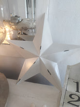 Indlæs billede til gallerivisning Hvid barn star i metal.