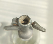 Indlæs billede til gallerivisning Gammel siffon flaske - 3