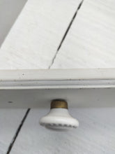 Indlæs billede til gallerivisning Greb til skuffer og skabe - Hvid porcelæn