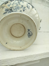 Indlæs billede til gallerivisning Gammel terrin m/blå mønster