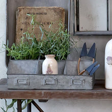 Indlæs billede til gallerivisning Kasse m. 6 rum