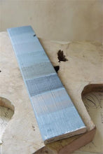 Indlæs billede til gallerivisning DUSTY BLUE - Vintage Paint