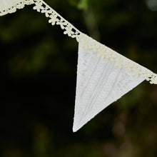 Indlæs billede til gallerivisning Blonde vimpelranke i creme