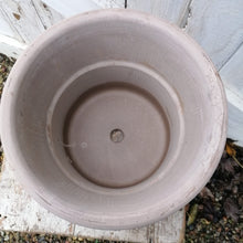 Indlæs billede til gallerivisning Rund krukke 3 - 21 cm høj