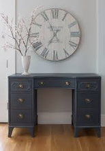 Indlæs billede til gallerivisning BLACK VELVET - Vintage Paint
