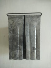 Indlæs billede til gallerivisning Charmerende isform i galvaniseret metal.
