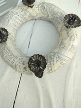 Indlæs billede til gallerivisning Adventskrans i papir - 2
