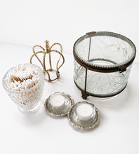 Indlæs billede til gallerivisning Smuk glassikring med fine detaljer.
