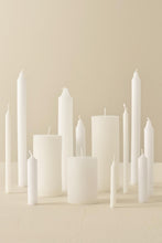 Indlæs billede til gallerivisning Kertelys - små stråler af hygge - hvide
