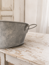 Indlæs billede til gallerivisning Galvaniseret metalfad med 2 hanke
