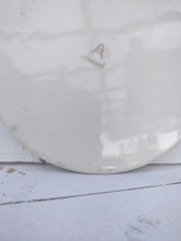Indlæs billede til gallerivisning Aluminia smørebræt - creme
