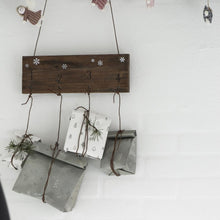 Indlæs billede til gallerivisning Træskilt adventskalender 1-4
