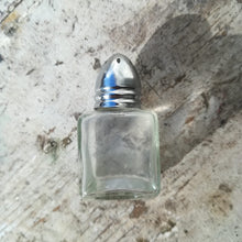 Indlæs billede til gallerivisning Salt strøer No 4
